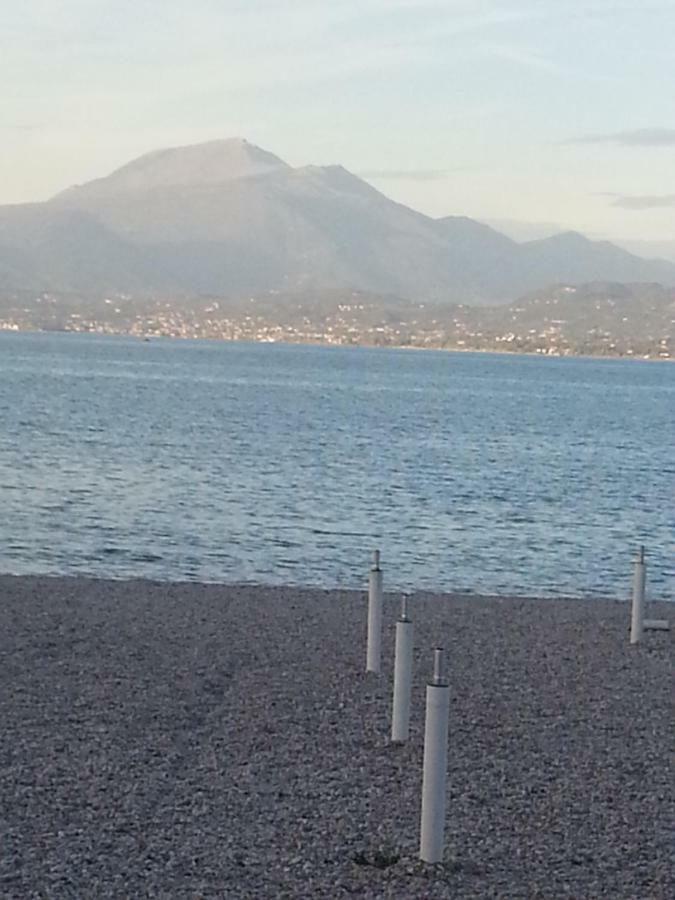 Peschiera Appartamenti Vacanze Peschiera del Garda Kültér fotó